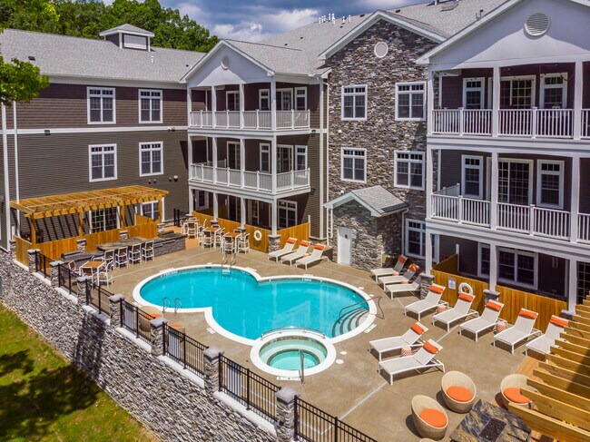 Photo - 1000 Runabout Ln