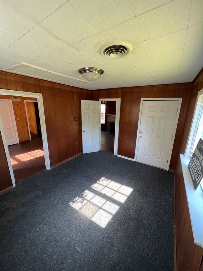 Photo - 2511 Quinton St