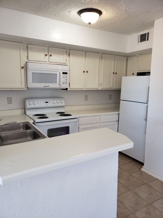 Richland Trace Apartment For Rent in Dallas, TX