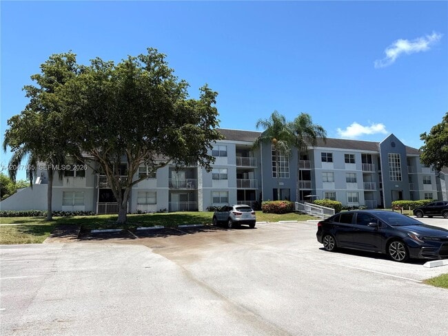 Photo - 8500 SW 212th St Unit 106
