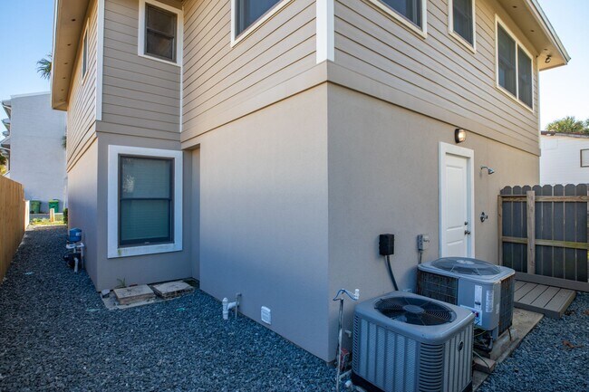 Photo - Renovated Beach House