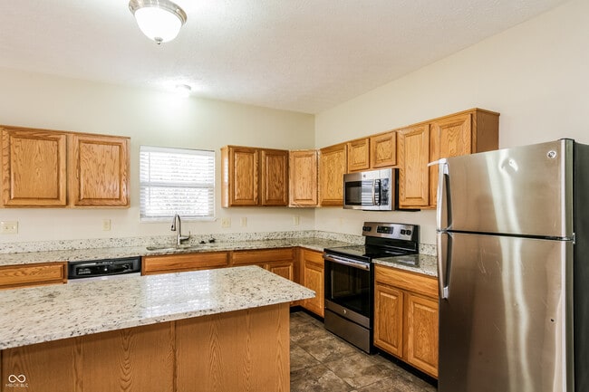 Photo - 11705 Rossmore Dr