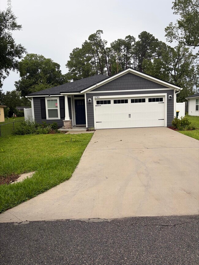 Building Photo - 2783 Larsen Rd