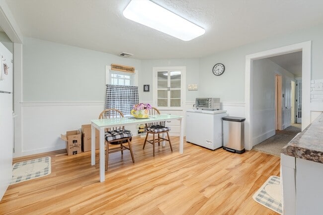 Photo - 9 Beach St Unit B