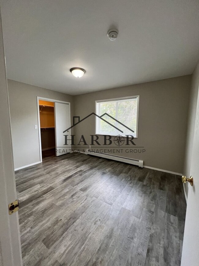 Photo - Renovated 2 Bedroom 1 Bath - Special: Lowe... Unit 125 - 3