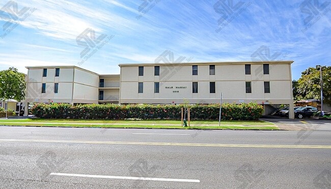 Building Photo - 984 Unit 1B