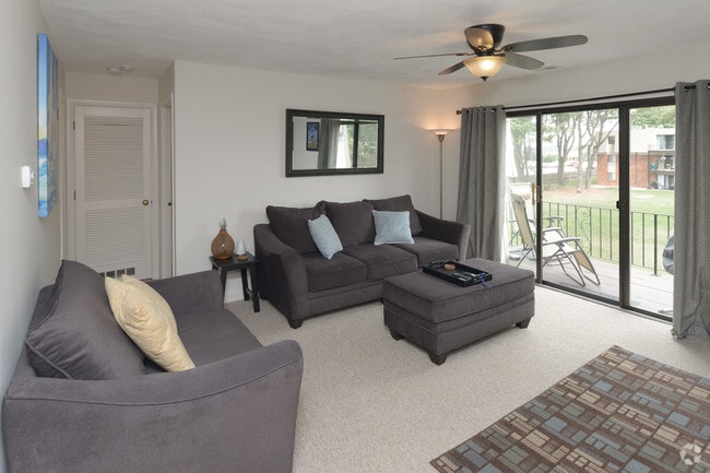 Livingroom - Kirkbrae Glen Apartments