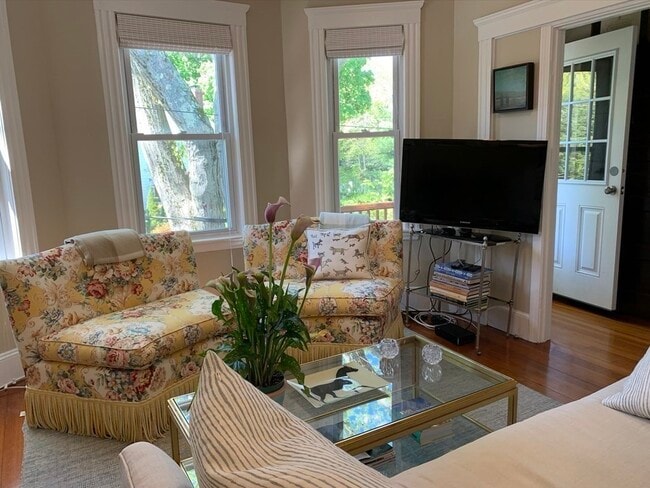 Photo - 217 Reservoir Rd Unit 2