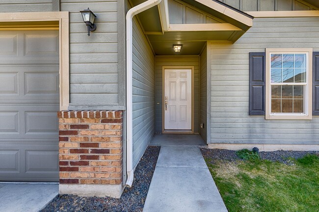 Photo - Nice family home in popular Star!