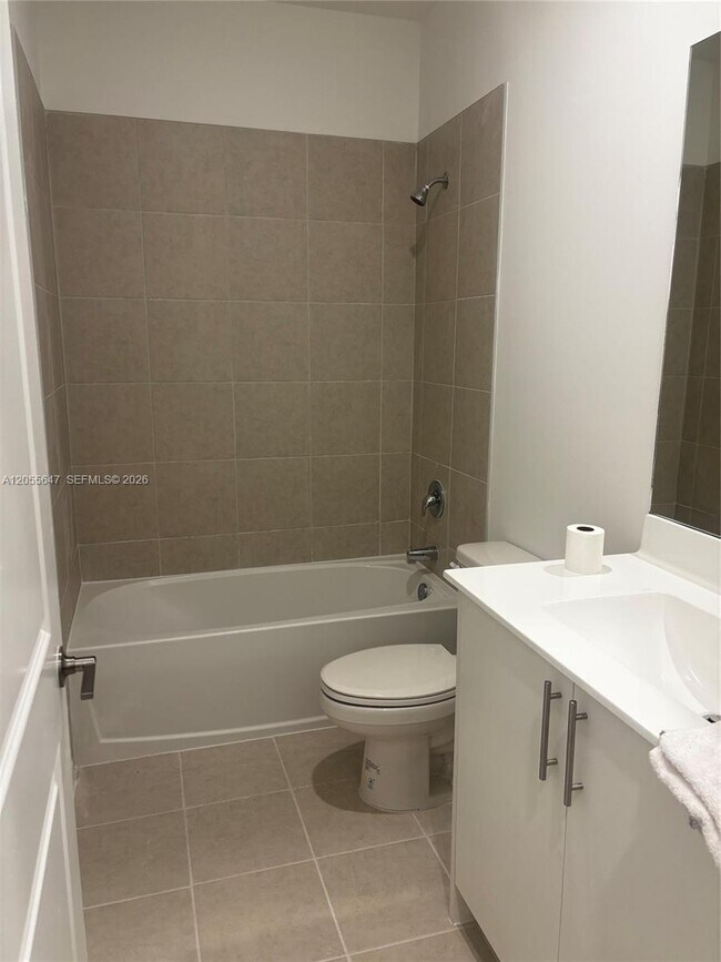 Photo - 1097 SE 2nd St
