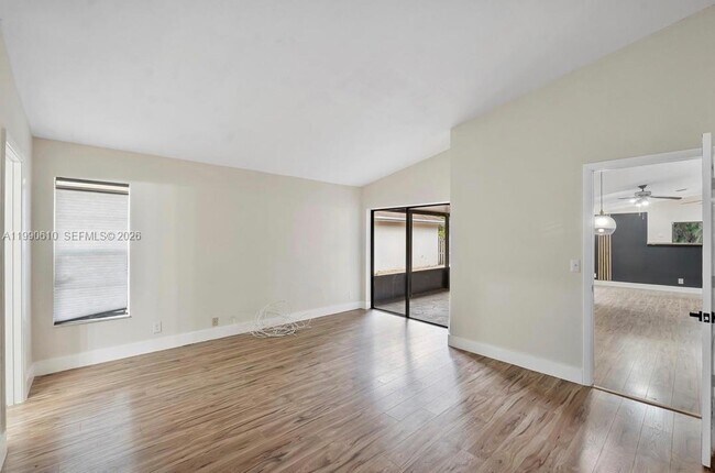 Photo - 5308 NW 92nd Ave