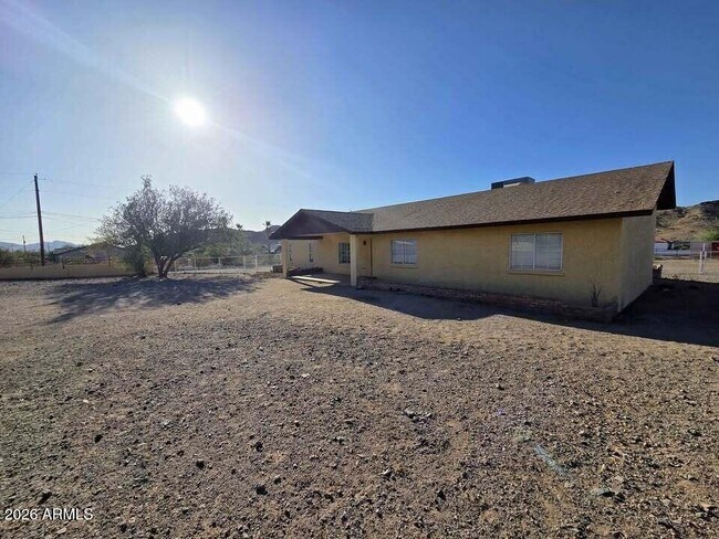 Building Photo - 4012 Carver Rd