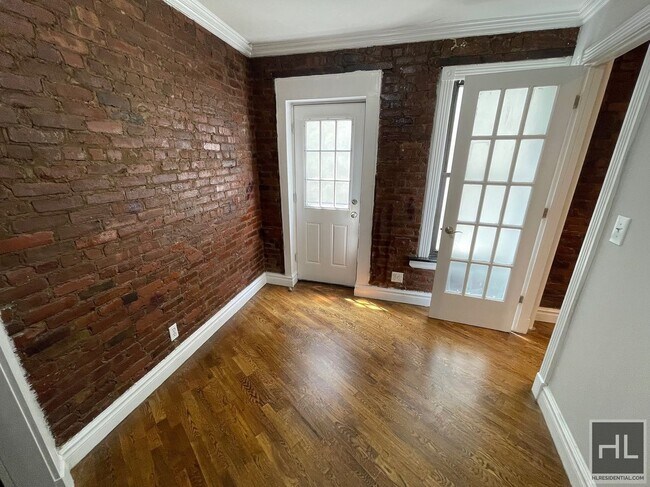 Photo - E 13TH ST. Unit 05E