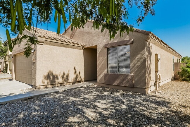 Photo - 10632 W Sonora St