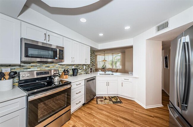 Photo - 6021 Bahia Del Mar Cir Unidad 540