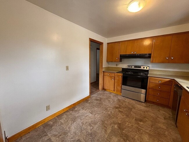 Photo - 25020 18th St E