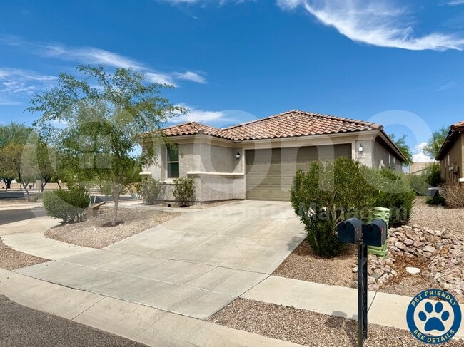 Building Photo - 4801 E Chickweed Dr Rental