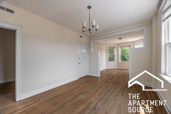 Photo - 2814 N Troy St Unit 2F
