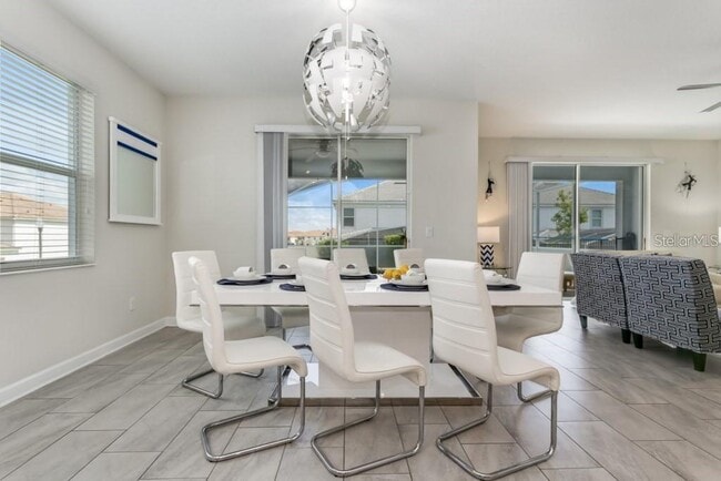 Photo - 1561 Flange Dr