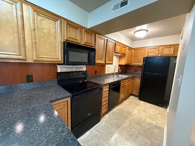 Photo - 1730 Liberty Ln Unit 14