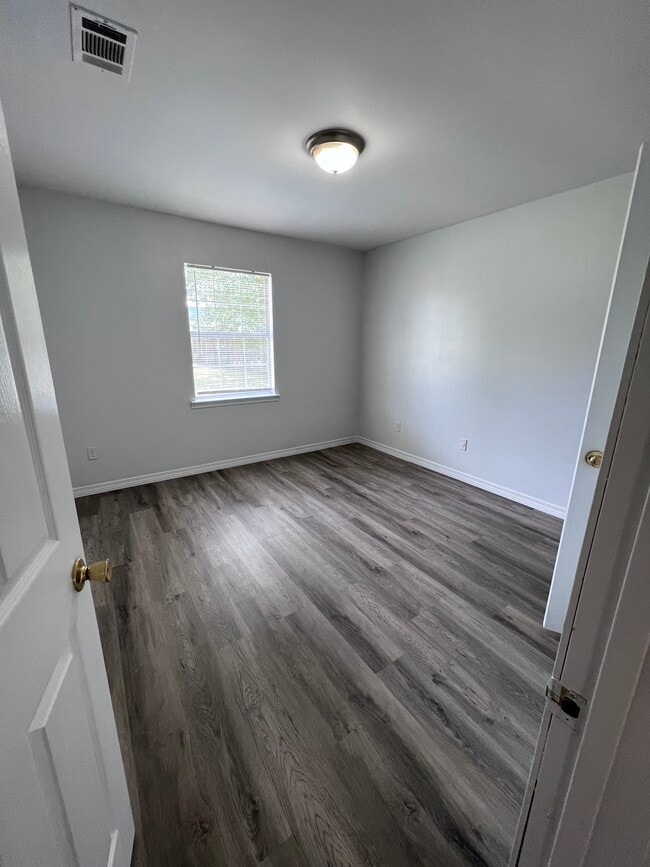 Photo - 3412 N 10th St