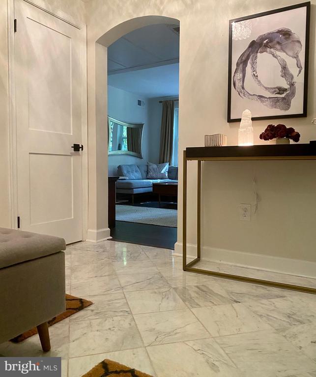 Photo - 1800 Key Blvd Unidad 9493
