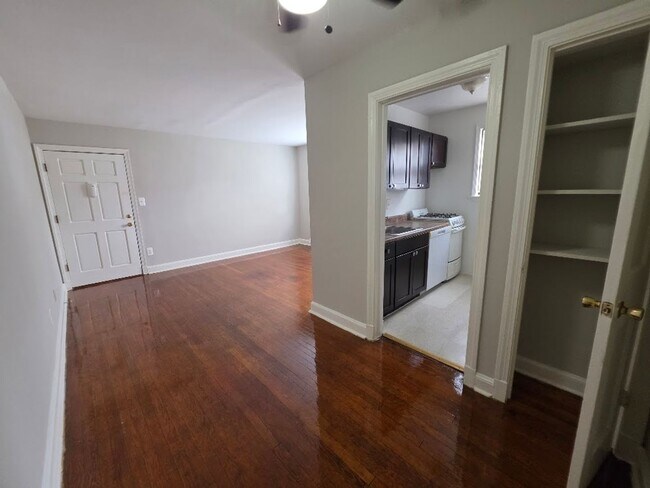 1220 N Quinn St Unit 231