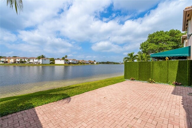 Photo - 6644 NW 107th Pl