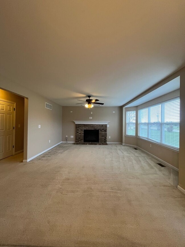 Photo - Updated 4 Bed 3 Bath Home In Fairview Heights!