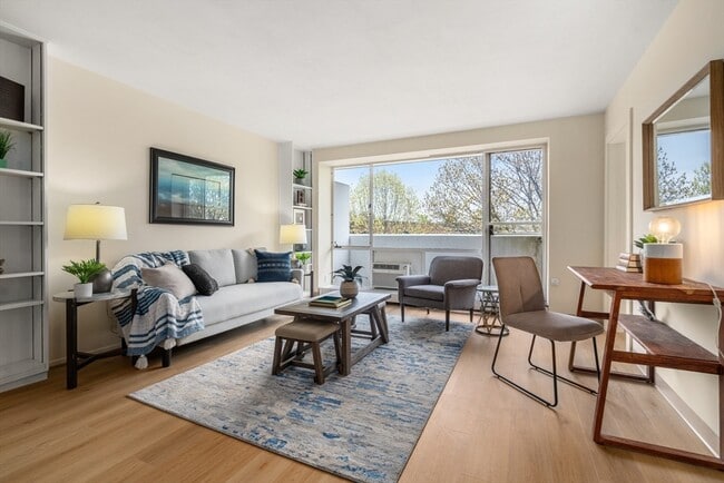 Building Photo - 29 Concord Ave Unit 606 Rental