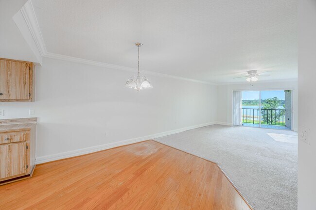 Photo - RENT NOW and receive the rest of OCTOBER F...