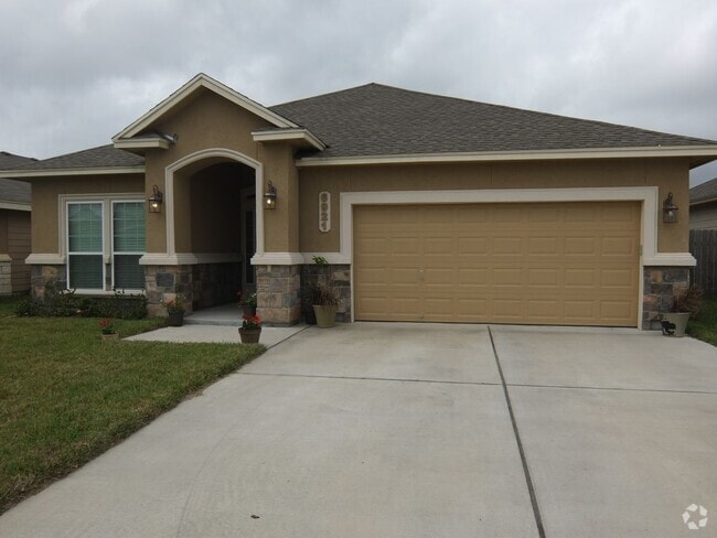 Building Photo - 6921 Anastasia Rental