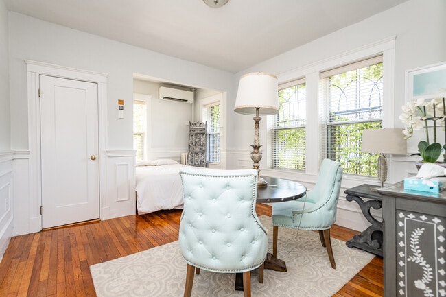 Photo - 49 Worthington St Unit 8