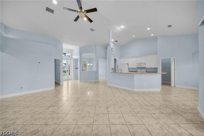 621 NW 37th Ave