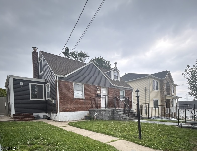 Photo - 174 Leonard Pl