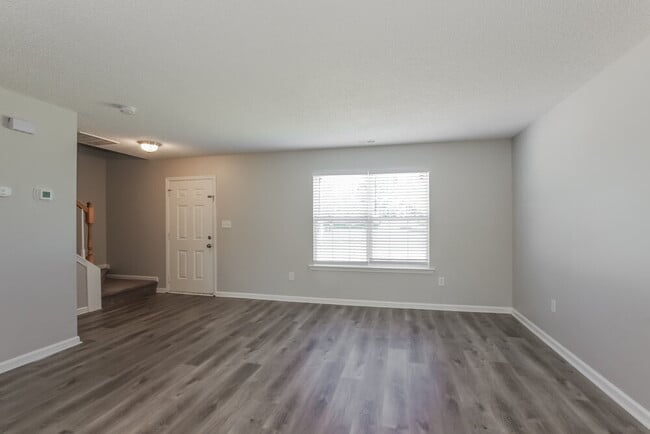 Photo - 10125 Illoria Dr