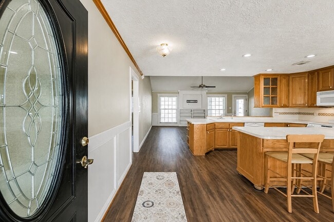 Building Photo - 23227 Briarcreek Blvd
