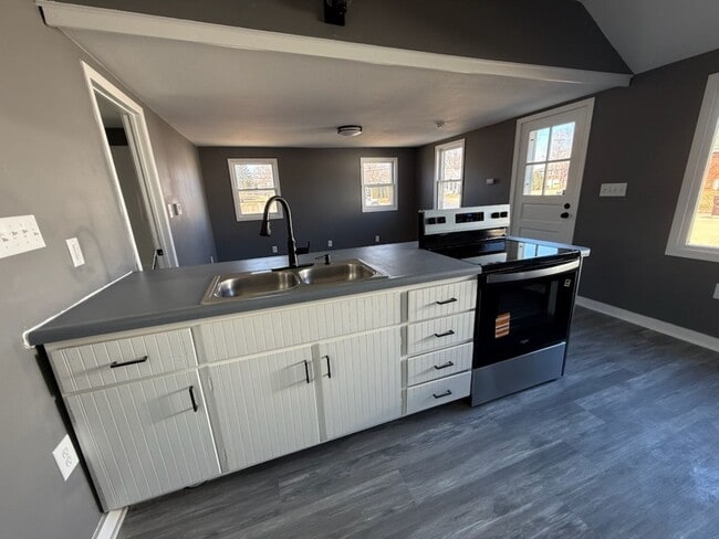 Photo - Updated 1-Bedroom Home with Garage!