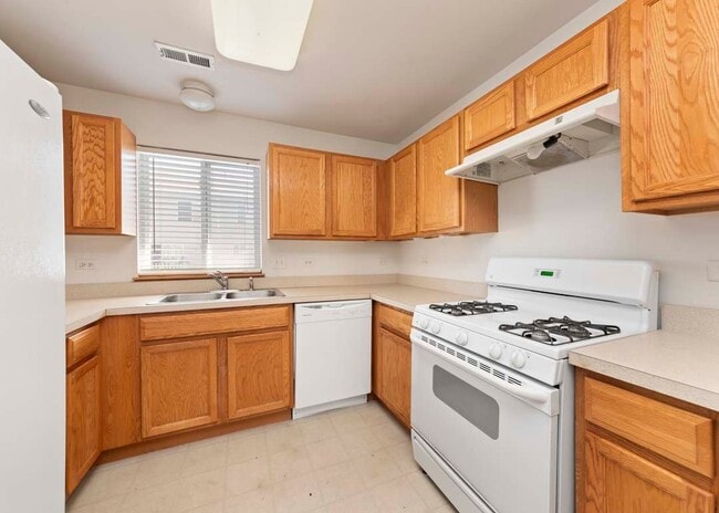 Photo - 2611 Canyon Dr