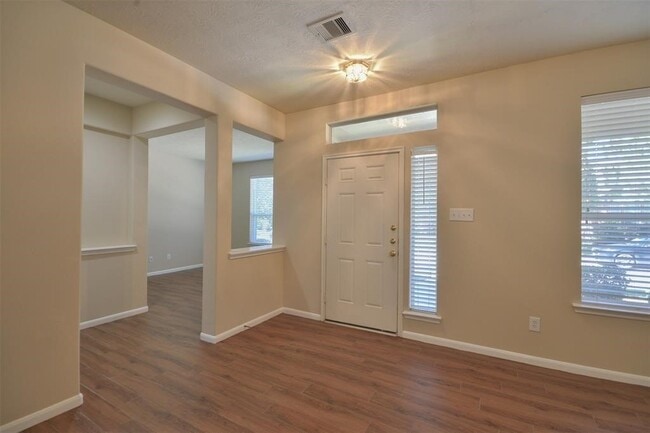 Photo - 17210 Mitchell Pass Ln
