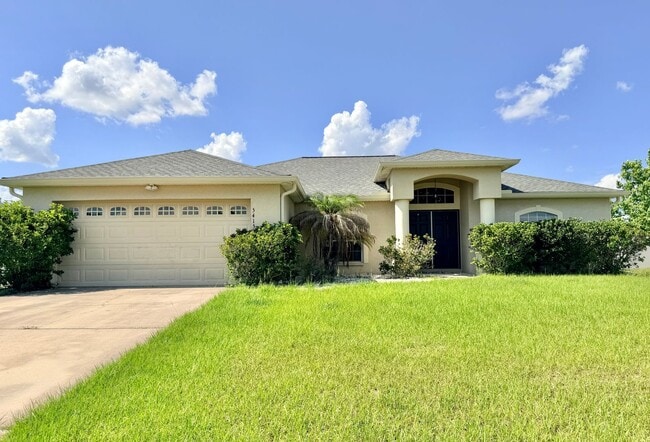 Building Photo - Beautiful 4/2 Home in Leesburg