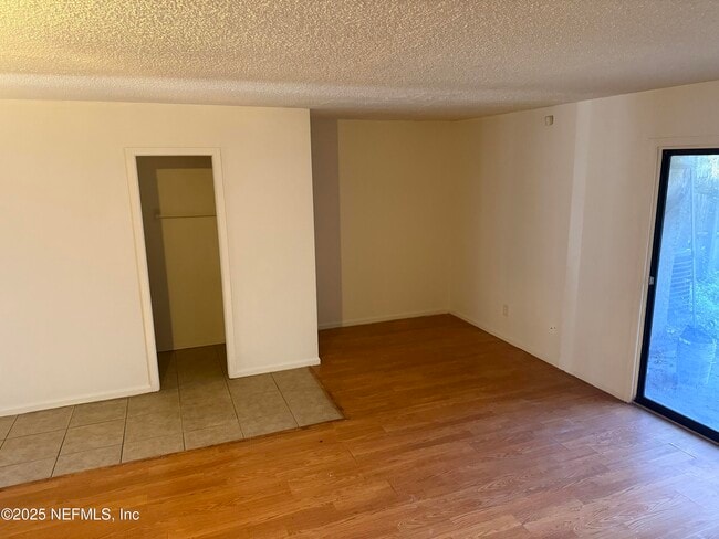 Photo - 1210 Whitlock Ave