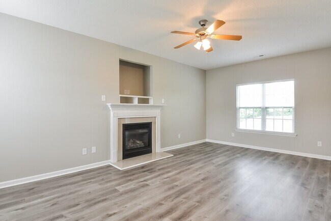 Photo - 601 Prickly Pear Dr