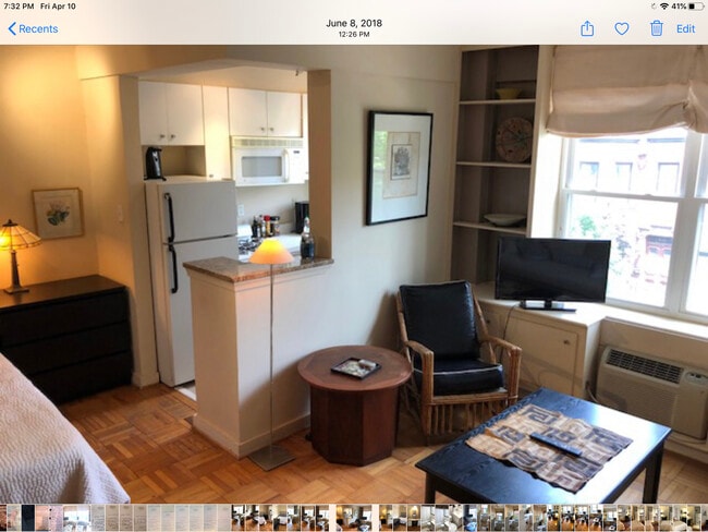 Building Photo - 2130 N St NW Unit 302