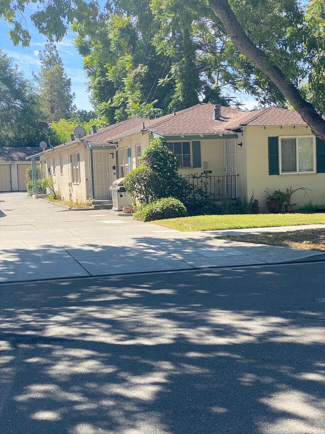 Building Photo - 4388 Second St Unit A