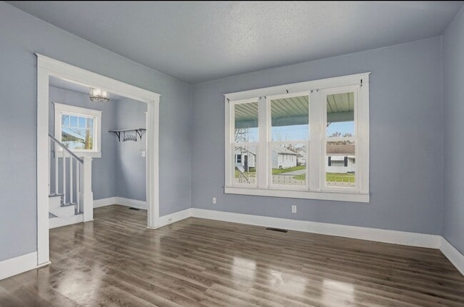 Photo - Spacious 4 Bed / 1 Bath Home in Carrollton Township!