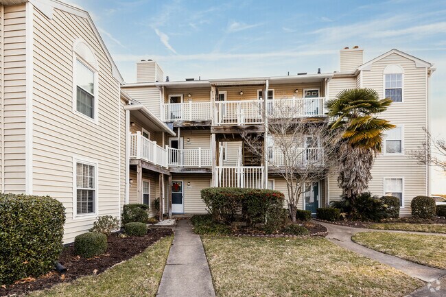 Great Neck Landing Condominium - Great Neck Landing Condominium