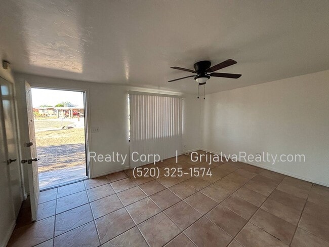 Photo - Northwest 3 Bed, 2 Bath House for Rent (Ru...