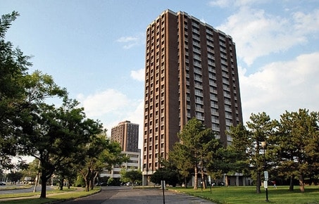 Photo - Presidential Plaza Harrison House
