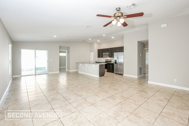 Photo - 3001 Firwood Ave SE